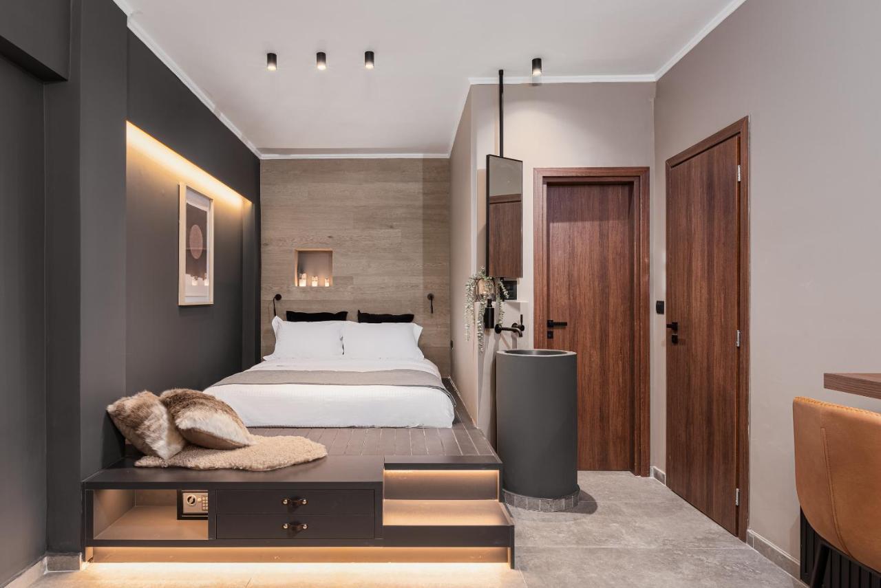 Gm Luxury Suites كالافريتا المظهر الخارجي الصورة